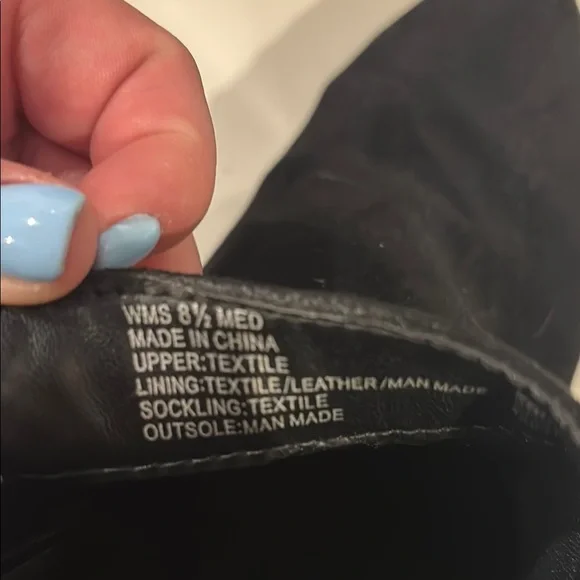 Women's Black Ankle Boots - Picture 5 of 5